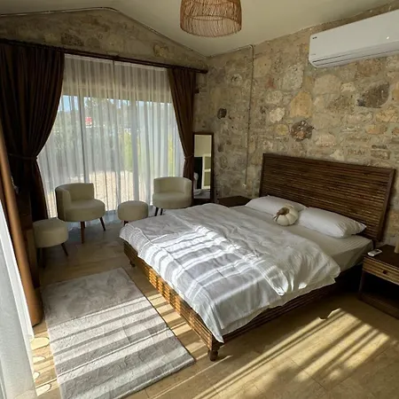 Ξενοδοχείο Ride And