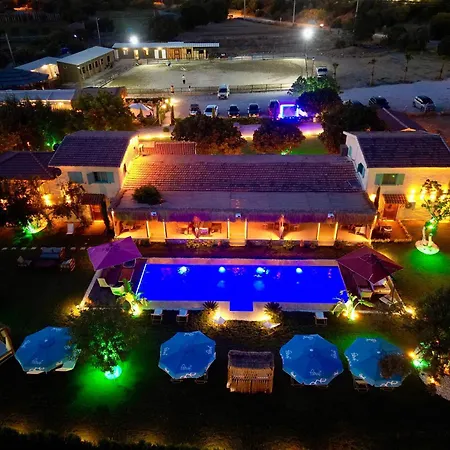 Ride And Hotel Çeşme