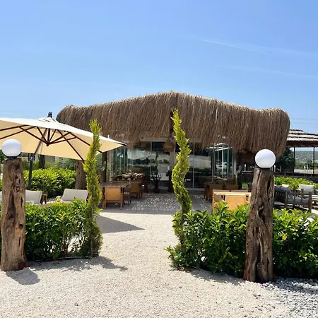 Ride And Hotel Çeşme