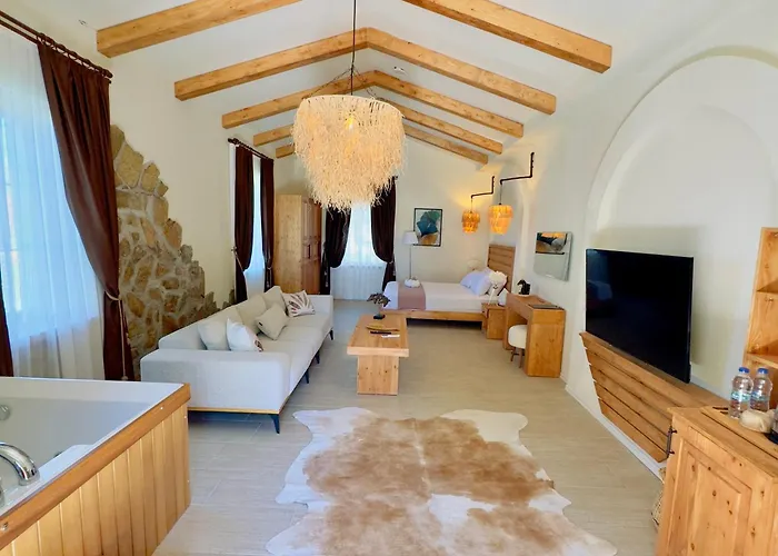 Otel Ride And Çeşme