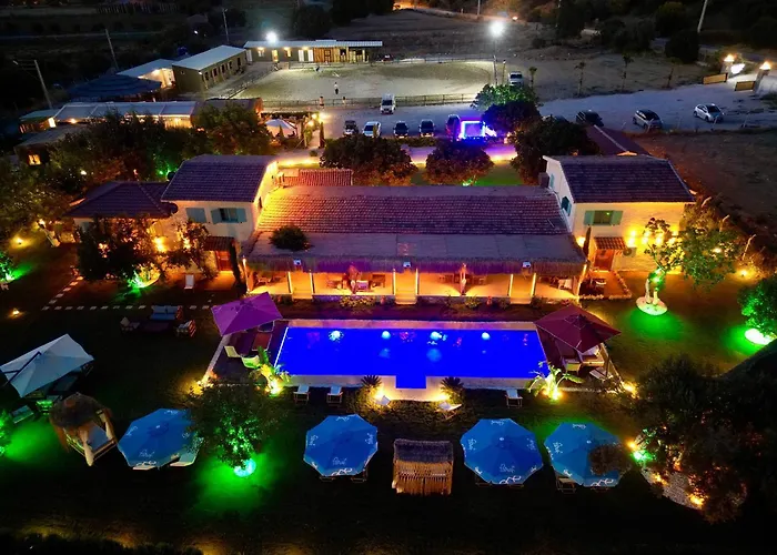 Ride And Otel Çeşme